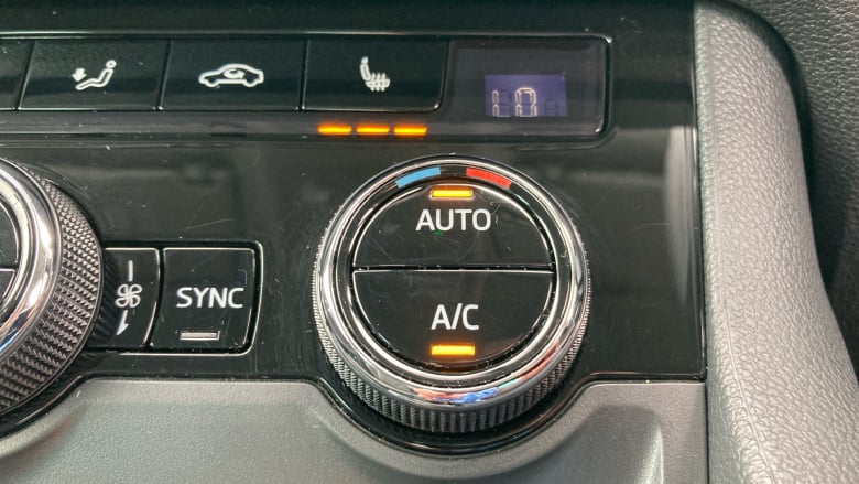 Skoda Karoq 1.5 TSI SE L 5dr Petrol Estate